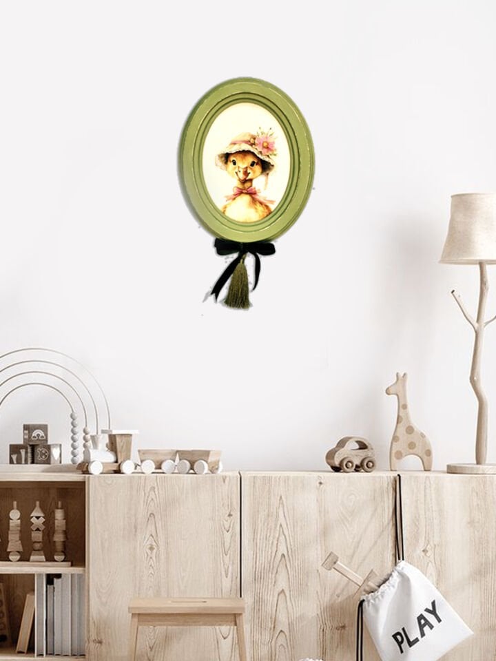 Pembe Çiçekli Şapkalı Ördek Temalı El Yapımı Dekoratif Tablo - Yeşil Kurdele Detaylı